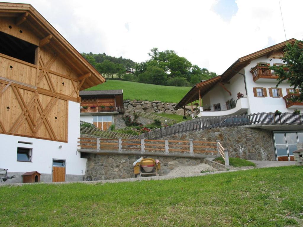 Vila Malsethhof Villandro Exteriér fotografie