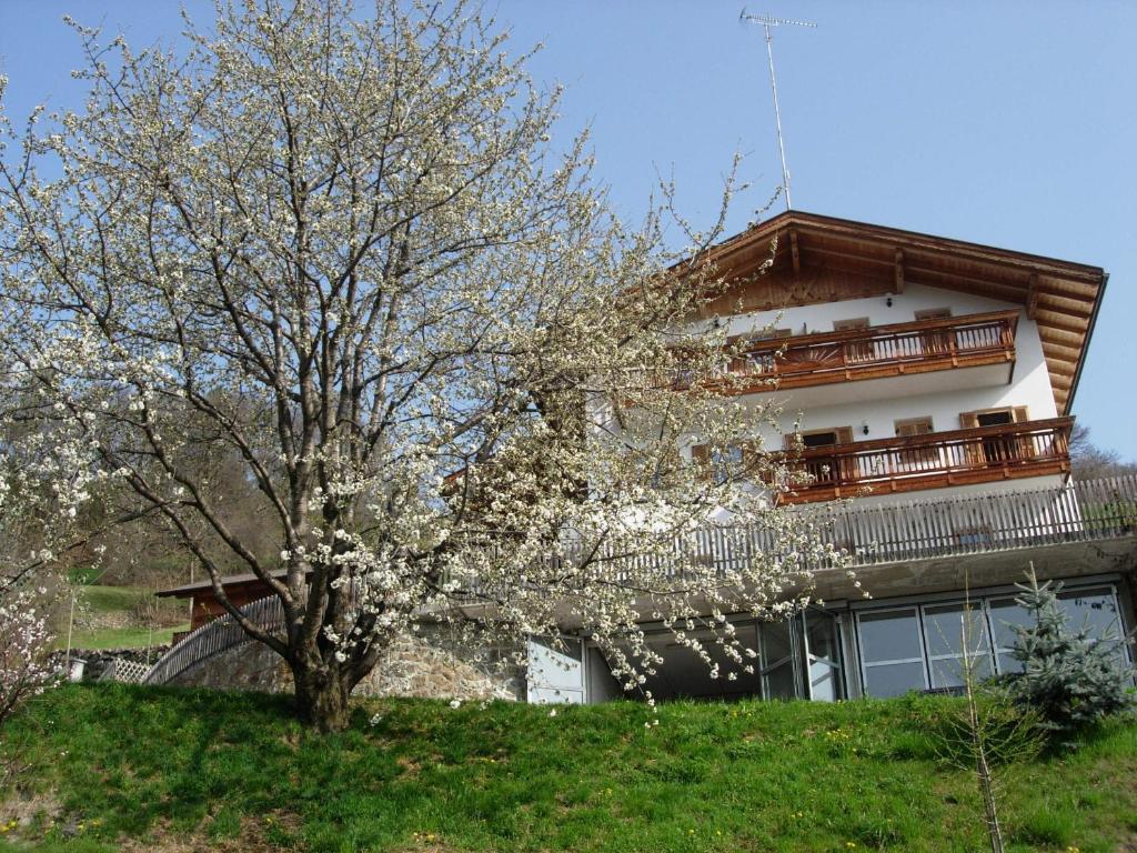 Vila Malsethhof Villandro Exteriér fotografie