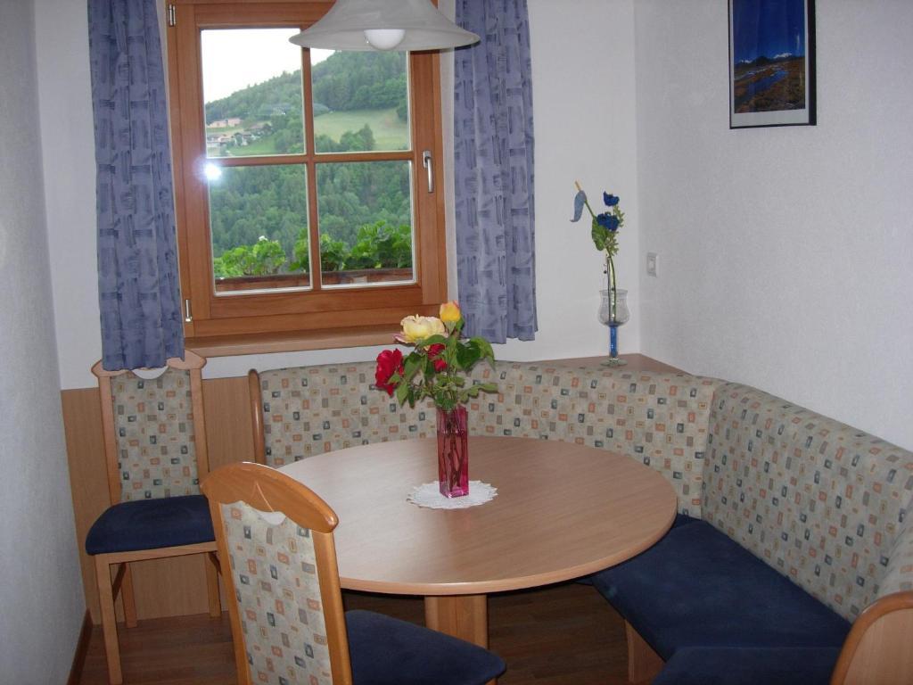 Vila Malsethhof Villandro Pokoj fotografie